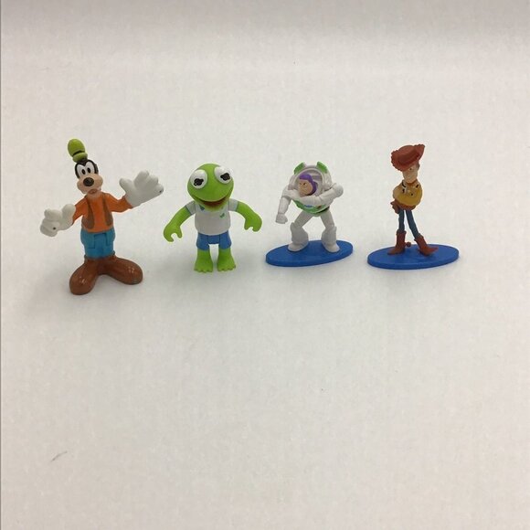 Disney Figurines Cake Toppers 3/$18 - Picture 4 of 8